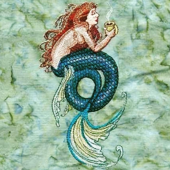 Meet your Posher, Maria Antoinette - Picture 1 of 8